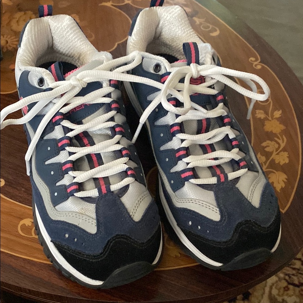 Skechers Women's Sneakers - Navy and Pink